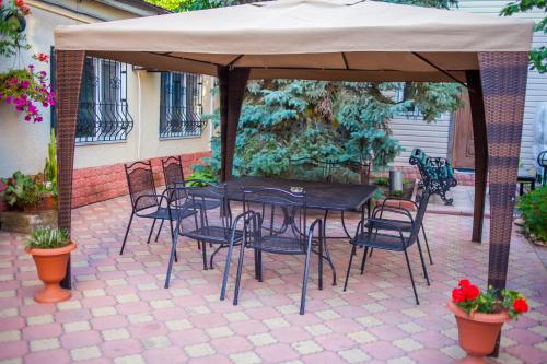 Guest House on Kamanina