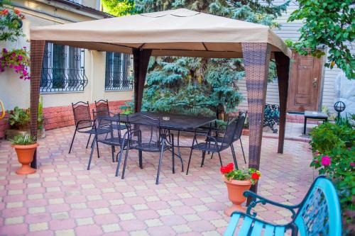 Guest House on Kamanina