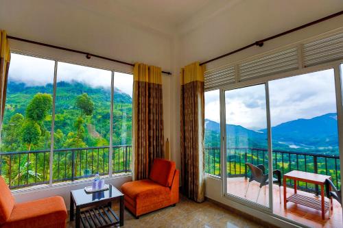 Uitzicht, THURULIYA HOTEL in Nuwara Eliya