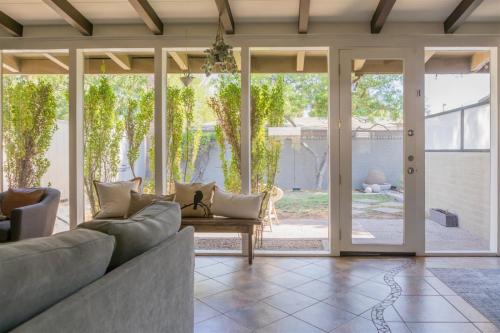 4017 N 45th Place Phoenix - image 9