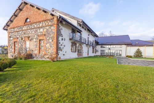 Ostrov Park Hotel - image 12