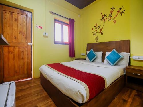 Mariners Bay Beach Resort,Arambol,3 star
