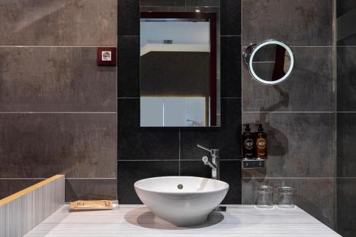 Triple Room image 9