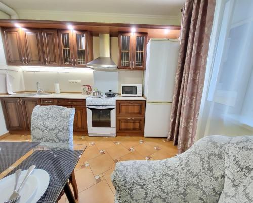 Apartment on Hryshka Street, Kijów (zdjęcie 2)
