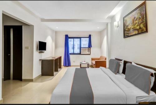 Airport Hotel Cosmos world