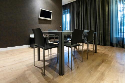Apartment (6 Adults) image 7