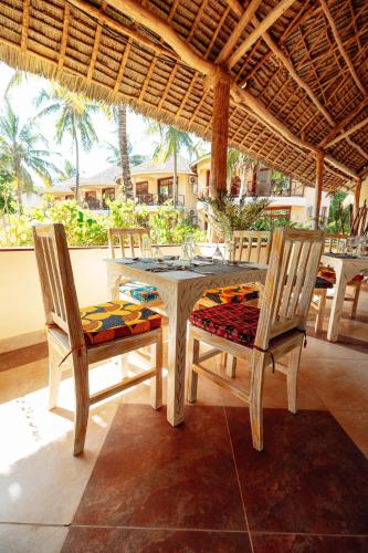 Restaurang, Sansi Kae Beach Resort in Michamvi