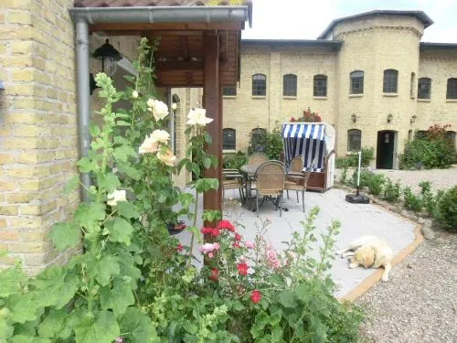 Ferienwohnung Innenhof in Pommerby, Deutschland