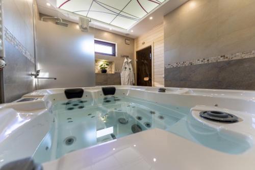 Central Park Home Spa