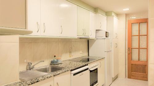 kuhinja, Apartament Natura amb Calma in Sant Cristofol de les Fonts