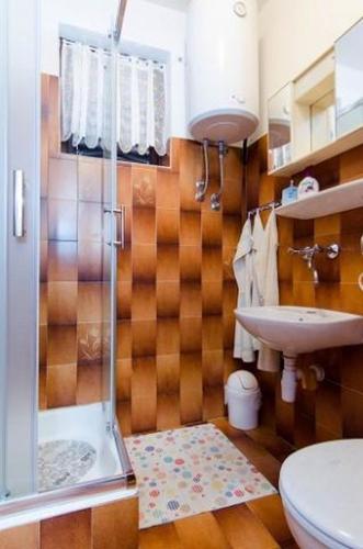 Apartment in Trogir with sea view, balcony, air conditioning, W-LAN 5055-1