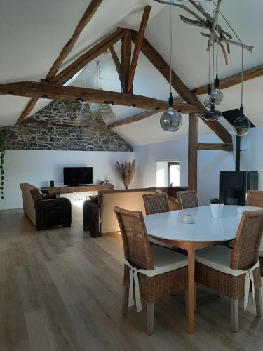 Au Cœur des Vallées (Au Cœur des Vallees) in Couvin