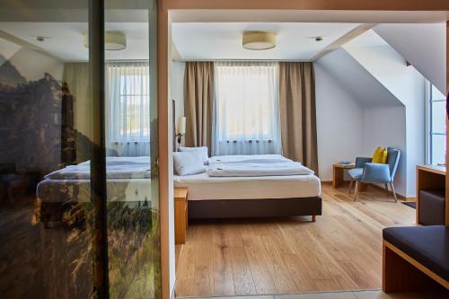 1 queen bed