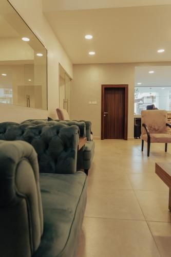 Lobi, Sinclair Lake Chad in Abuja