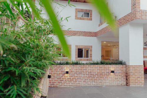 Pintu masuk, Sinclair Lake Chad in Abuja