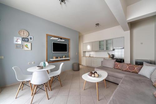  SunCity Apartments in Iraklio