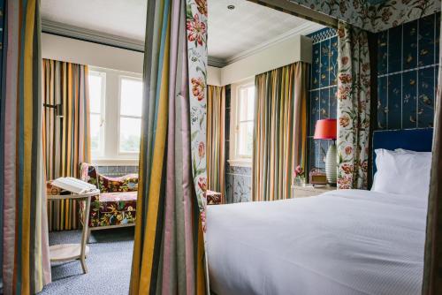 Pendley Manor - image 8