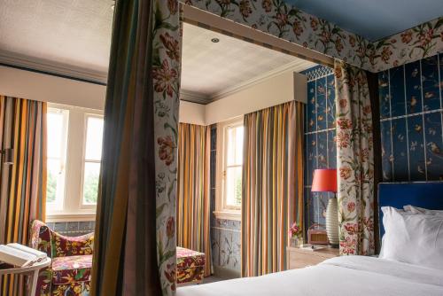 Pendley Manor - image 6