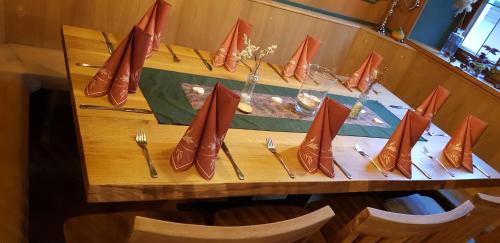 餐廳, 拜耶里切霍夫酒店 (Bayerischer Hof) in 羅騰堡歐布德爾濤貝爾