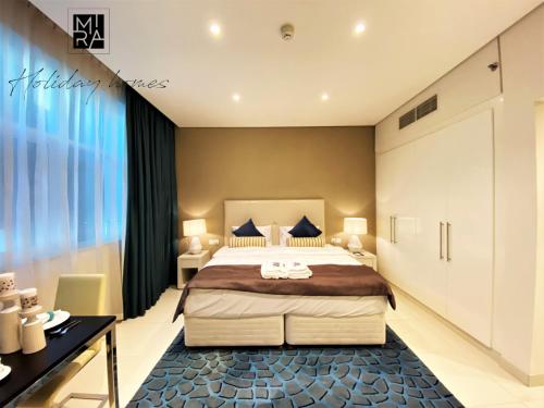 Mira Holiday Homes - Modern Studio in Business Bay - Free Parking- Pool