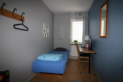 1 twin bed