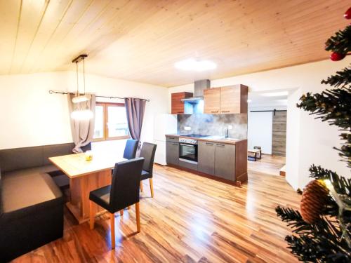 Alpenchalet Dona in Partenen, Österreich