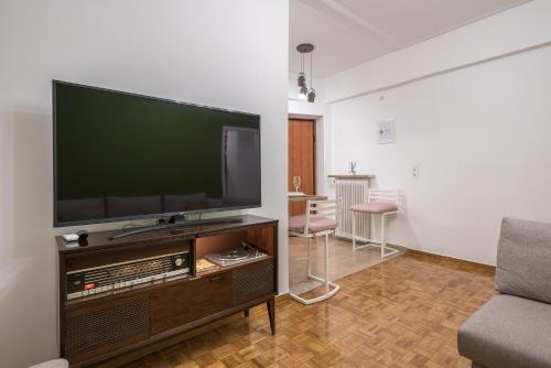 Stylish Luxury Apartment at Ampelokipi Metro station, Atene (foto 9)