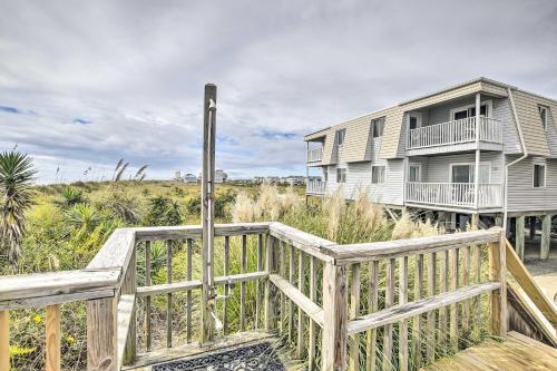 Cozy Ocean Isle Beach Condo, Steps to the Beach!