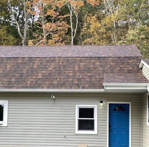 Poconos getaway - be comfy, cozy and convenient