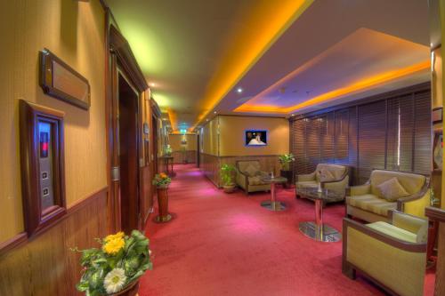 Lobby, Fortune Pearl Hotel in Dubai