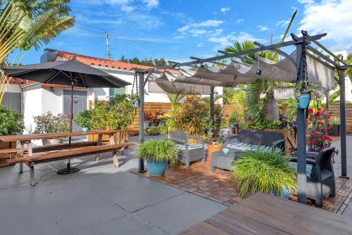 Oasis Hotel - image 7