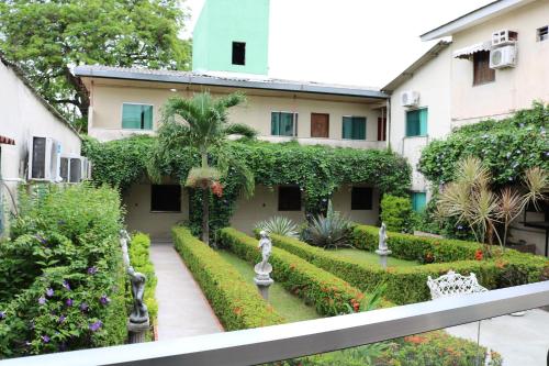 Mindú Park Hotel - image 2
