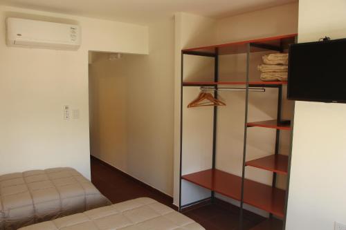 Apartment image 8