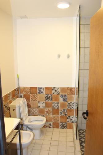 One-Bedroom Apartment image 1