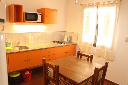 One-Bedroom Apartment image 8