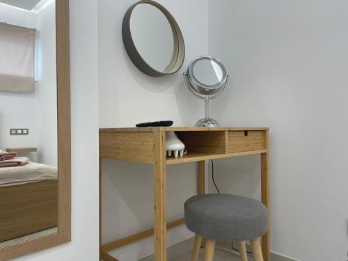 BAMBOO CHIC APARTMENT PLAYA DEL INGLES - image 3