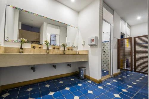 collection o 70446 hotel rajwada