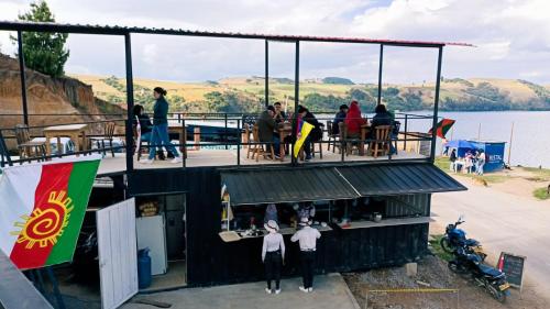 Étterem, Hospedaje Puerta al Lago in Sachica