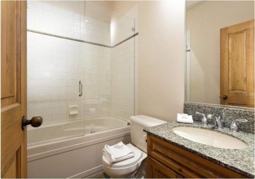 Ridge #14 by MC Luxury Rentals