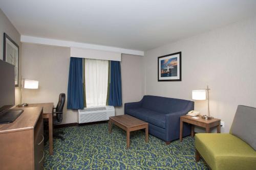 Best Western Plus Portsmouth Hotel and Suites