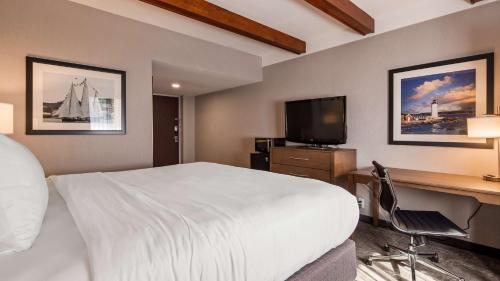 Best Western Plus Portsmouth Hotel & Suites - image 10