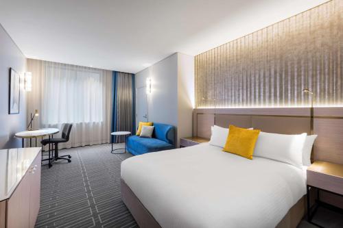 328859626 Radisson Blu Plaza Hotel Sydney