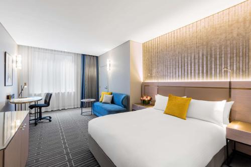 328859629 Radisson Blu Plaza Hotel Sydney