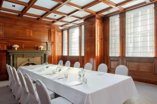 328859751 Radisson Blu Plaza Hotel Sydney