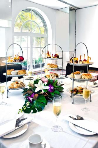328859823 Radisson Blu Plaza Hotel Sydney