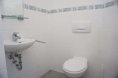 Apartment with Sea View image 6