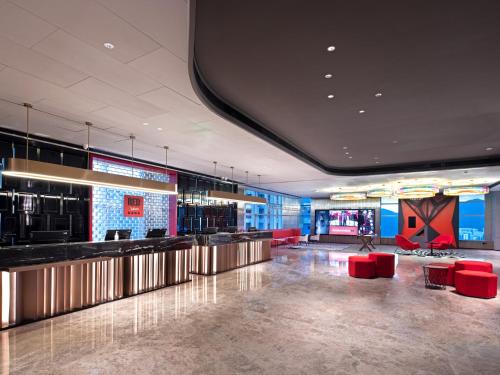 328873463 Radisson RED Hotel Zhuhai Gongbei Port