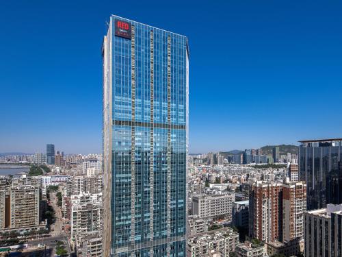 328873480 Radisson RED Hotel Zhuhai Gongbei Port