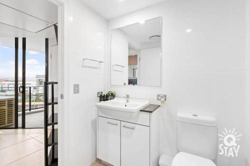 Sierra Grand Broadbeach 1 Bedroom Apartments - QSTAY