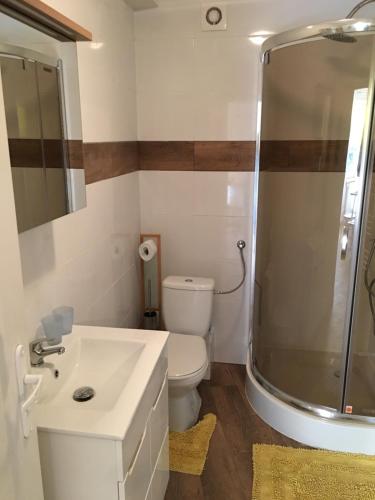 Apartment image 6